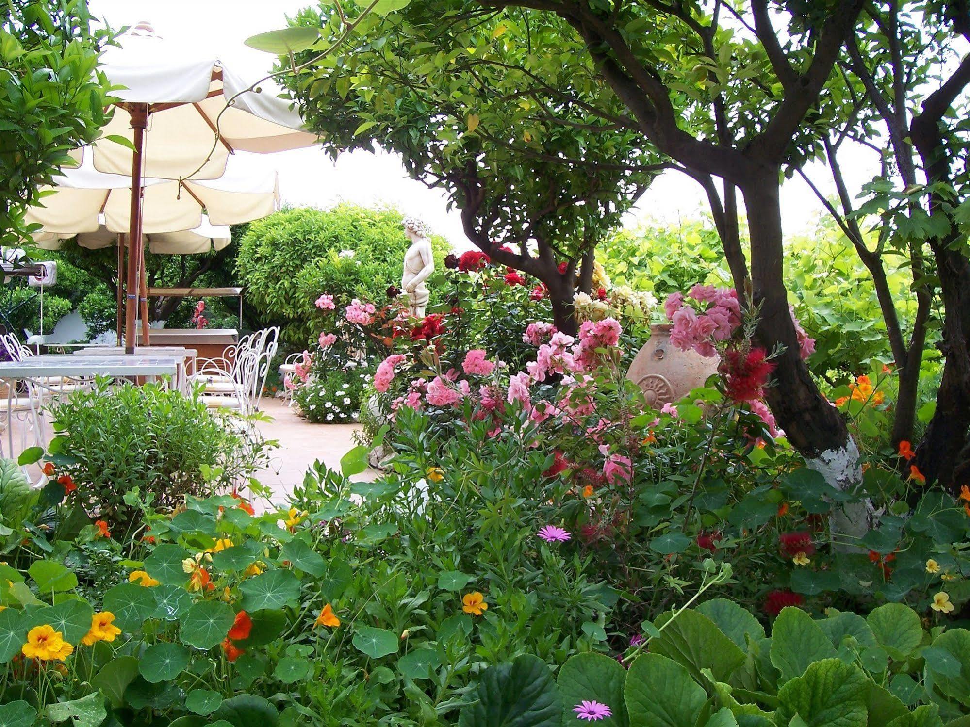 Le Hameau Ξενοδοχείο Σαιν-Πολ-ντε-Βανς Εξωτερικό φωτογραφία